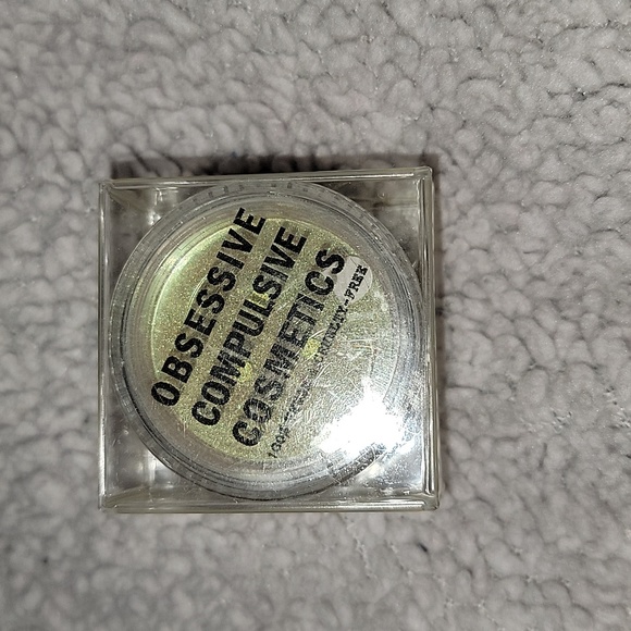 2/$20 OCC Loose Colour Concentrate Pigment - Picture 2 of 5
